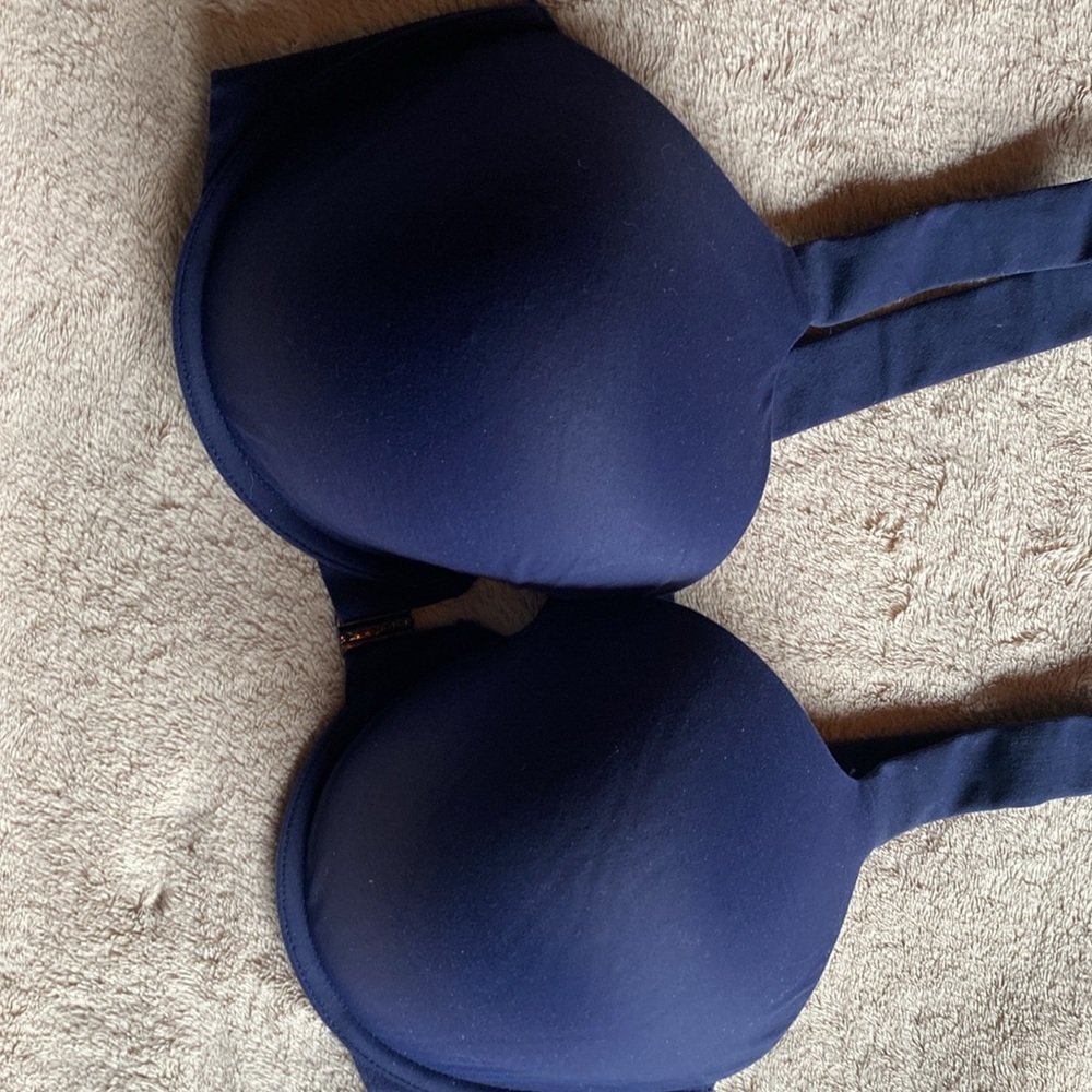 Navy Blue front closure Spanx bra 38D padded